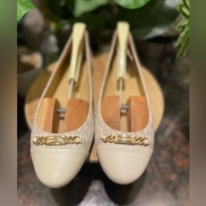 Michael Kors vanilla ballet flats MK mini logo w/ gold plate Slip on rubber sole